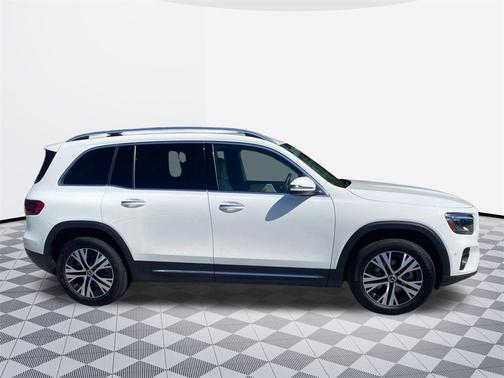 2025 Mercedes-Benz GLB 250 4MATIC