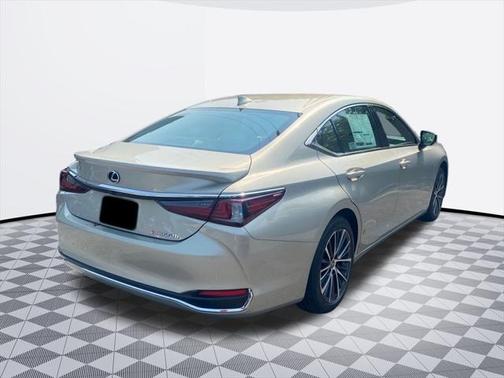 2025 Lexus ES 300h Base