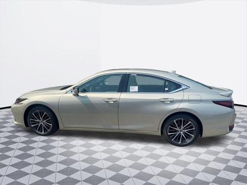 2025 Lexus ES 300h Base