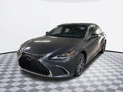 2025 Lexus ES 300h Base