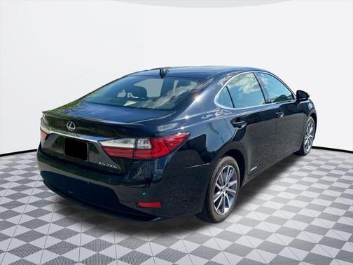 2016 Lexus ES 300h Base