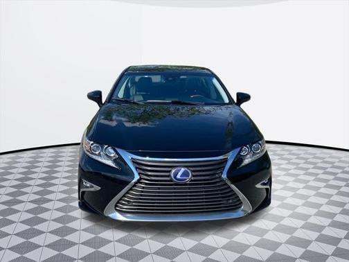 2016 Lexus ES 300h Base