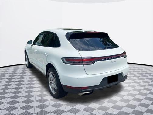 2020 Porsche Macan Base