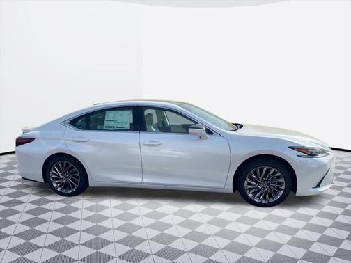 2025 Lexus ES 350 Ultra Luxury