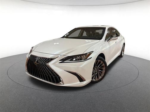 2025 Lexus ES 300h Luxury