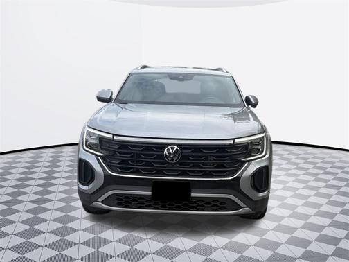 2024 Volkswagen Atlas Cross Sport 2.0T SE w/Technology 4MOTION