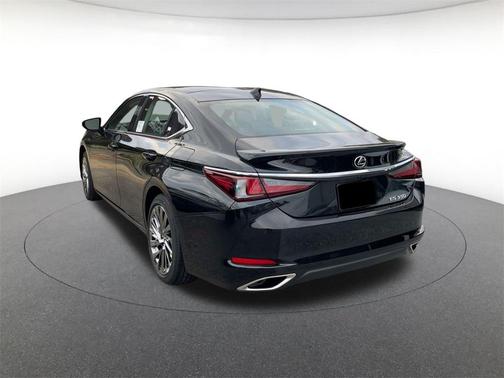 2025 Lexus ES 350 Ultra Luxury