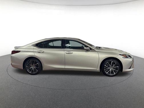 Moonbeam Beige Metallic 2024 Lexus ES 300h Base