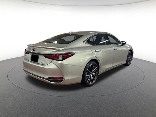 Moonbeam Beige Metallic 2024 Lexus ES 300h Base