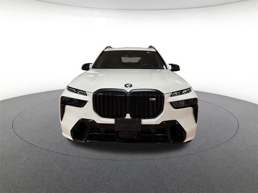 2026 BMW X7 M60i