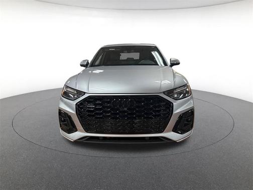 2022 Audi Q5 45 S line Premium Plus
