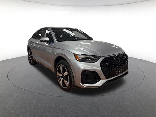 2022 Audi Q5 45 S line Premium Plus