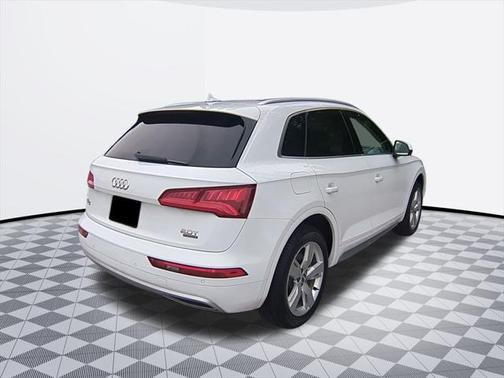 2018 Audi Q5 2.0T Premium Plus