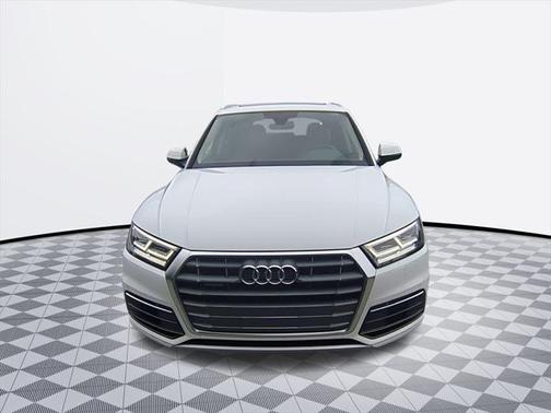 2018 Audi Q5 2.0T Premium Plus