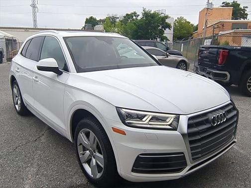2018 Audi Q5 2.0T Premium Plus