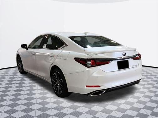 2025 Lexus ES 350 Base