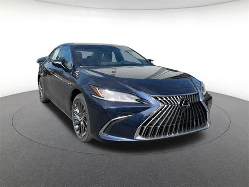 2025 Lexus ES 300h Luxury