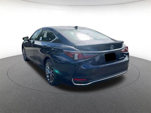 2025 Lexus ES 300h Luxury