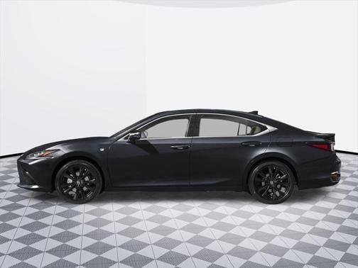 2025 Lexus ES 300h Base