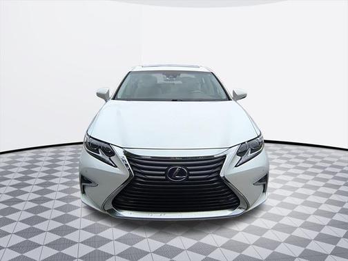 2017 Lexus ES 300h Base