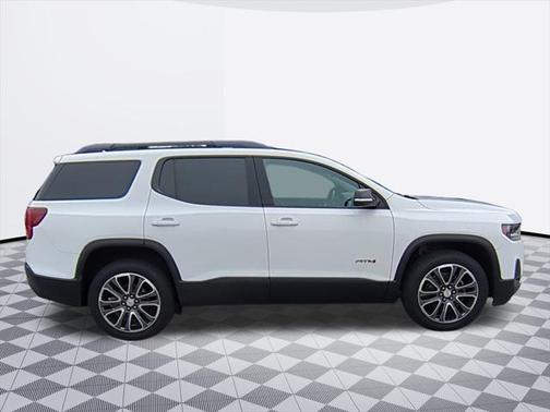 2020 GMC Acadia AT4