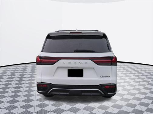 2022 Lexus LX 600 Base