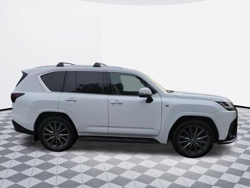 2022 Lexus LX 600 Base