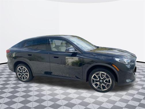 2025 BMW X2 xDrive28i