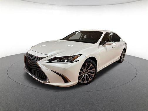 2019 Lexus ES 300h Premium