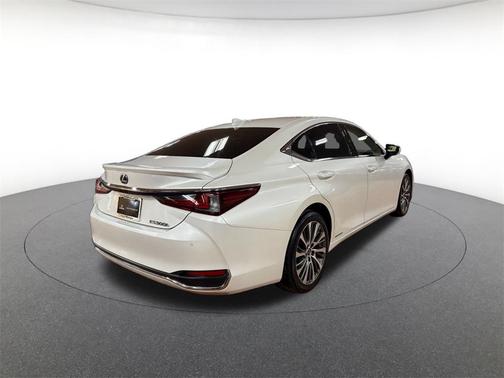 2019 Lexus ES 300h Premium