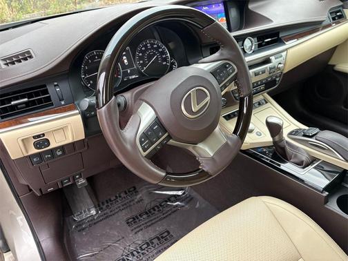 2018 Lexus ES 350 Base