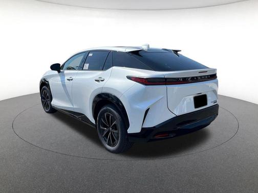 090 2026 Lexus RZ 450e 450e Premium