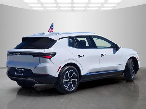 2025 Chevrolet Equinox EV LT