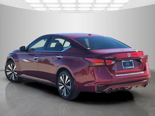 2022 Nissan Altima 2.5 SL