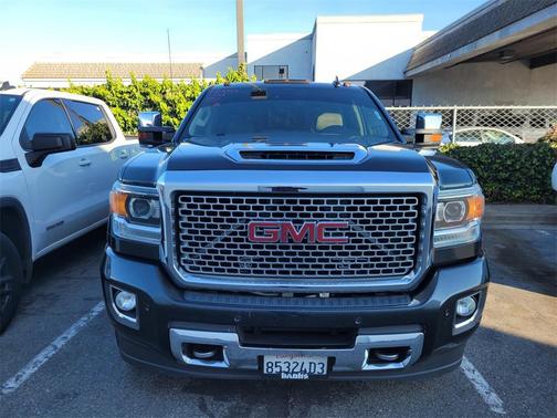 2017 GMC Sierra 2500 Denali