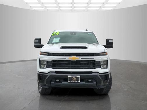 2024 Chevrolet Silverado 2500 Custom