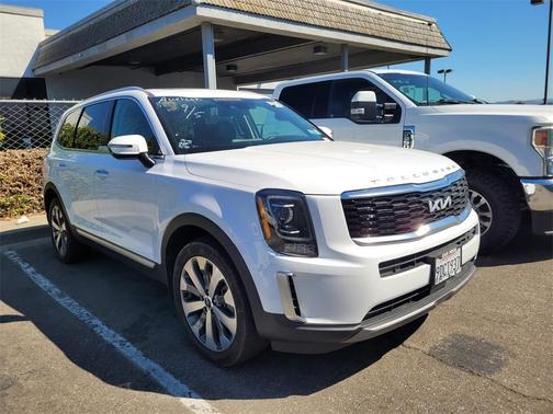 2022 Kia Telluride S