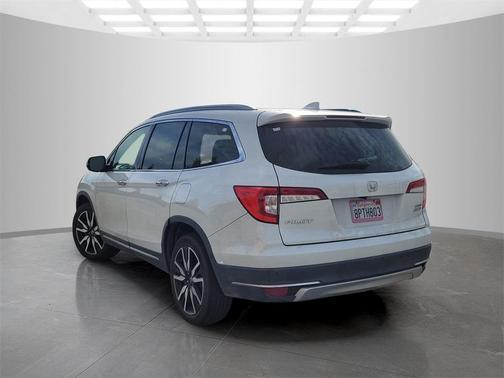 2020 Honda Pilot Touring 8-Passenger