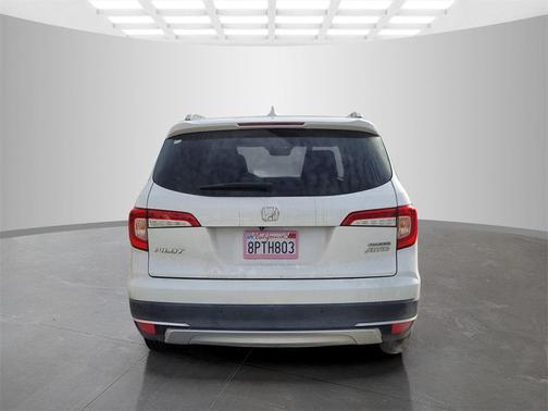 2020 Honda Pilot Touring 8-Passenger