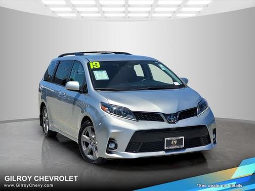 2019 Toyota Sienna SE Premium