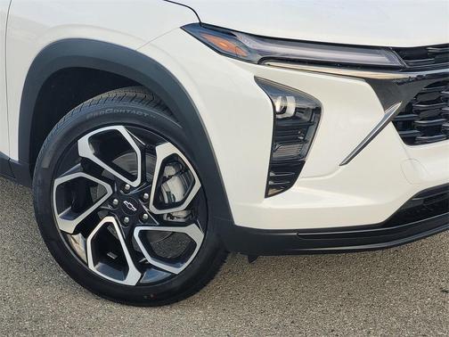 2025 Chevrolet Trax FWD 2RS