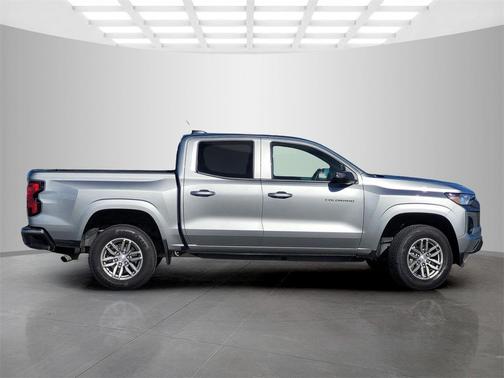 2025 Chevrolet Colorado LT