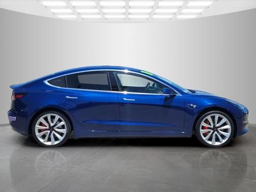 2018 Tesla Model 3 Long Range