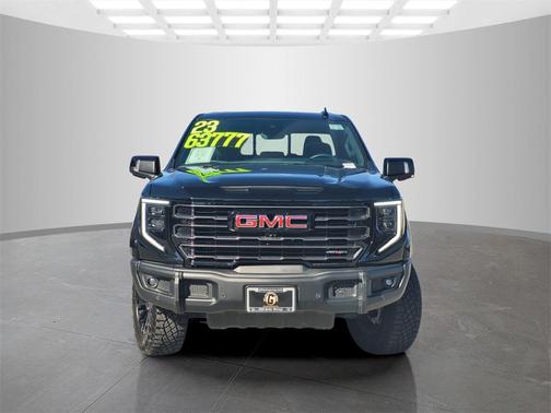 2023 GMC Sierra 1500 AT4X