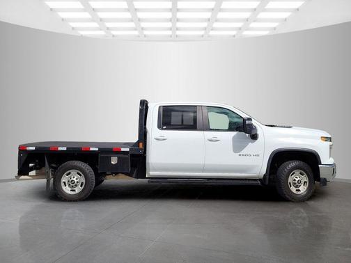 Summit White 2024 Chevrolet Silverado 2500 LT