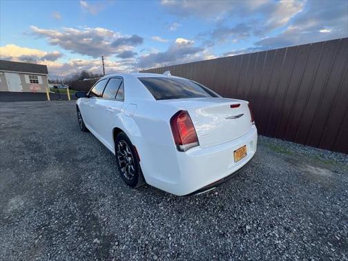 2016 Chrysler 300 S