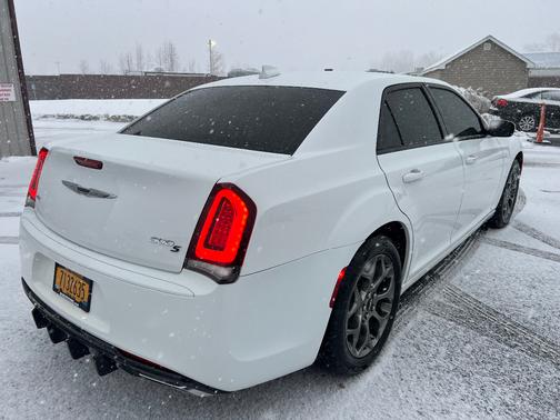 2016 Chrysler 300 S
