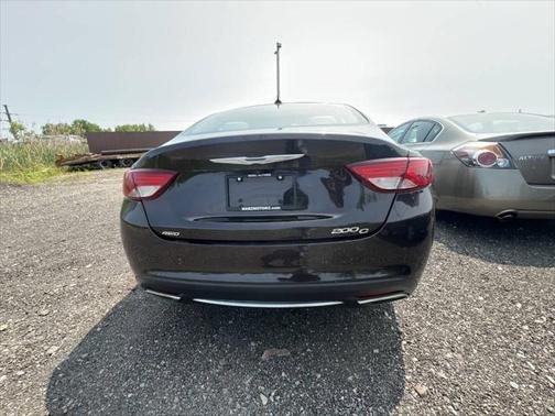 2015 Chrysler 200 C