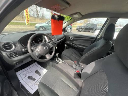 2014 Nissan Versa 1.6 SV