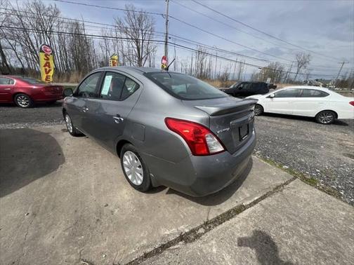 2014 Nissan Versa 1.6 SV